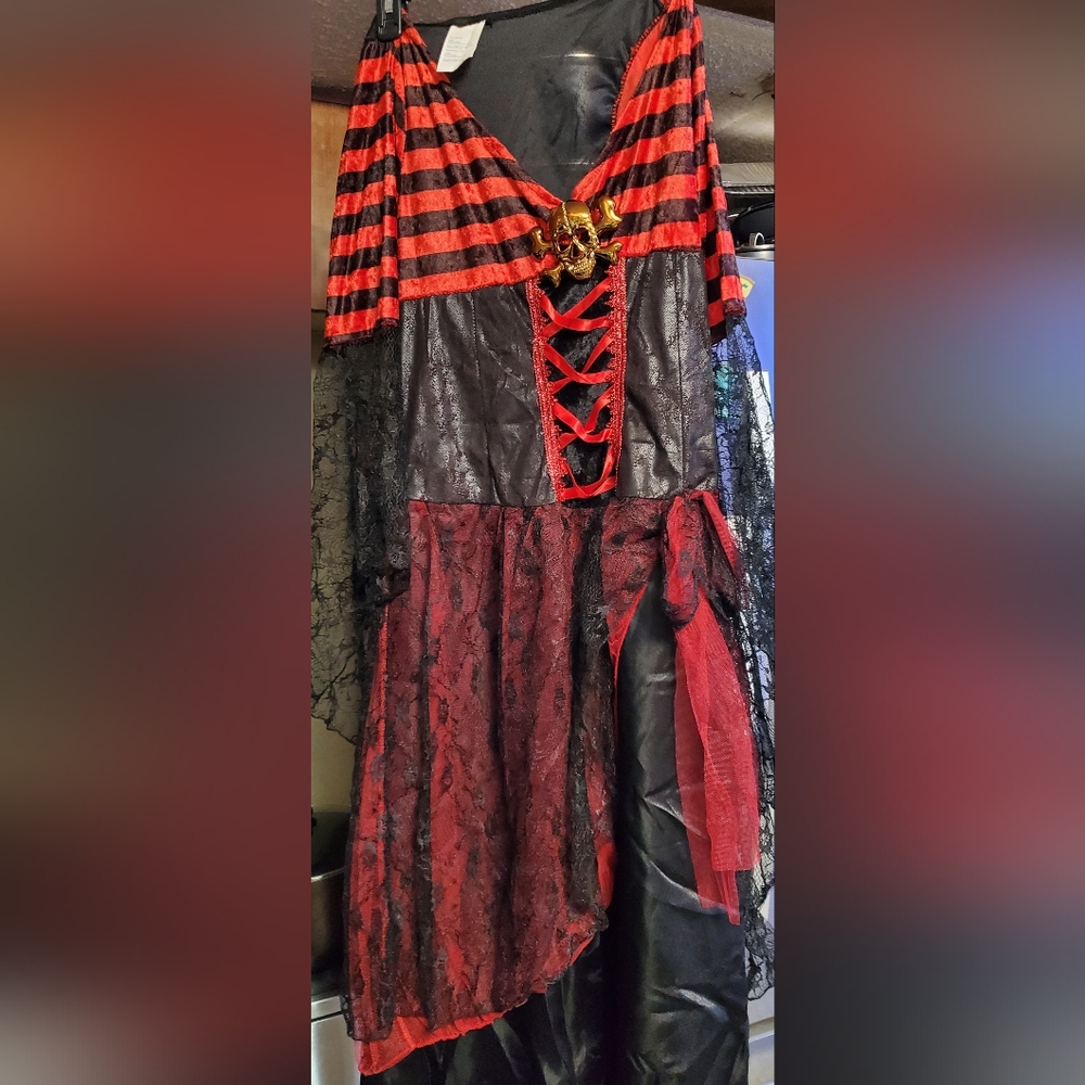 Target LADIES MEDIUM Pirate - Gothic- Halloween Costume DRESS